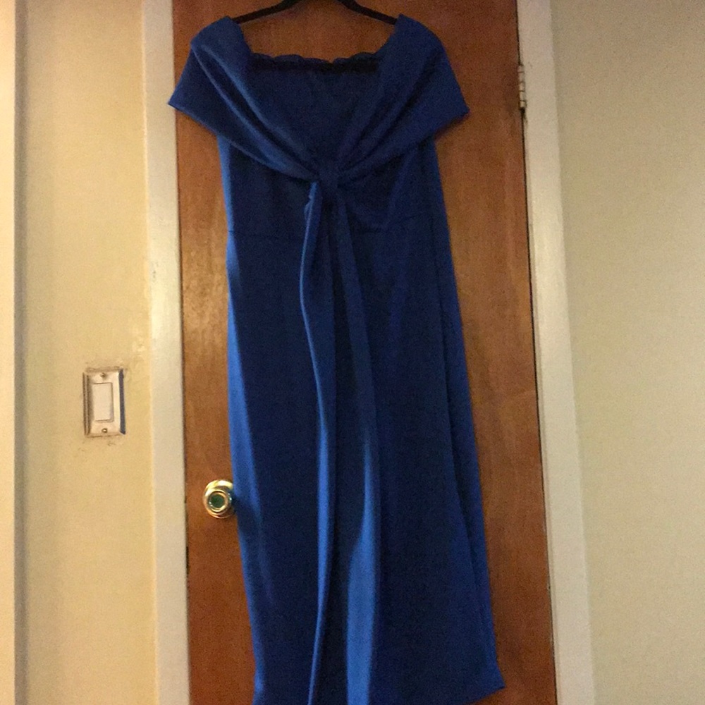 Dress never worn